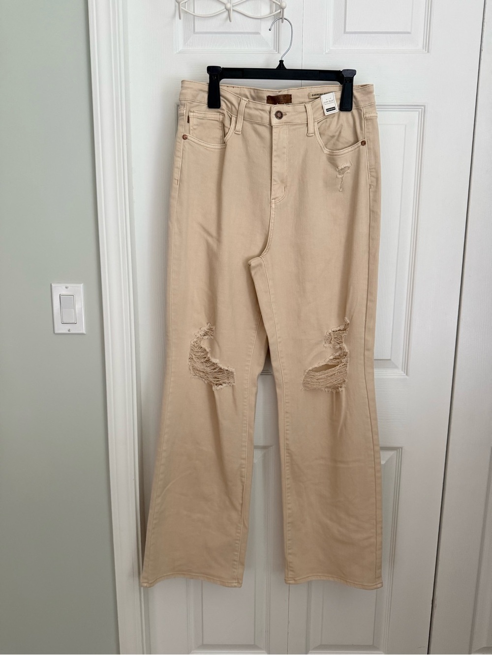 Judy Blue Women's Garment Dyed High Waist Wide Leg Distressed Jeans Tan 15/32 - Picture 2 of 16